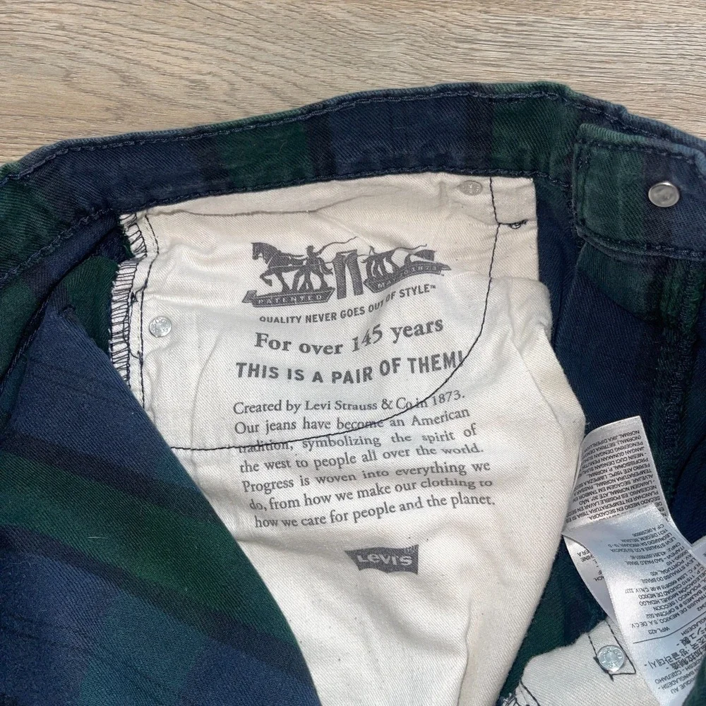 Levi's 502 Mens Regular Taper Plaid Pants Green Blue Tartan Size W32 L32 White T